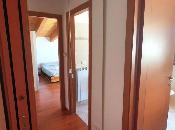 Attico Petfriendly Con Terrazzo, Via Del Borgo Διαμέρισμα *