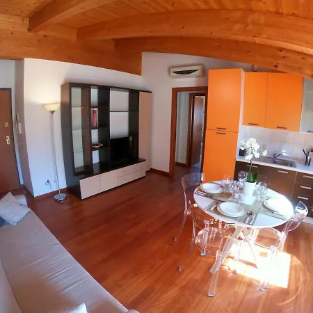 Apartment Attico Petfriendly Con Terrazzo, Via Del Borgo Montesilvano